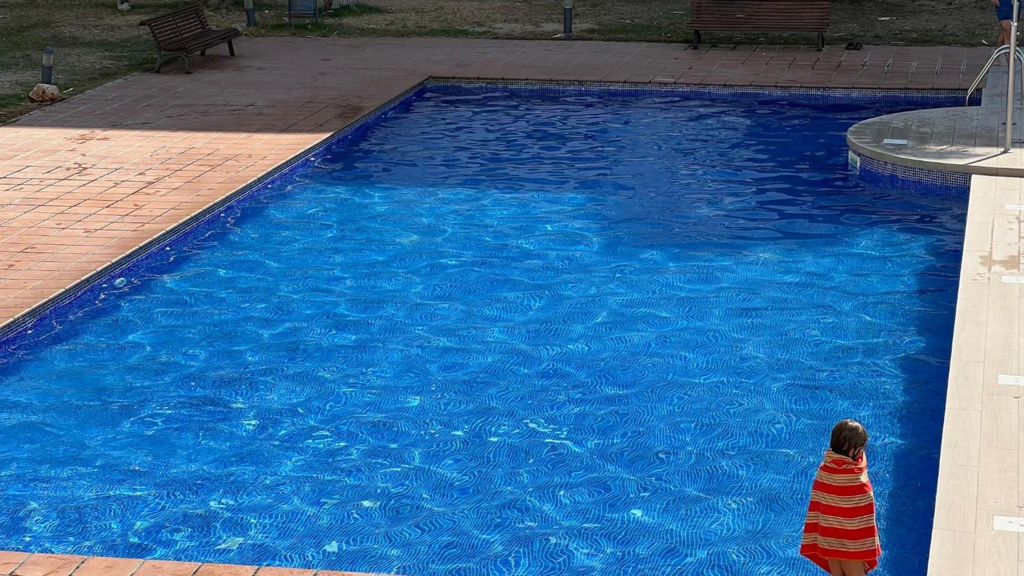 Bonito Apartamento Con Parking Y Piscina En Roses Av-53 Экстерьер фото