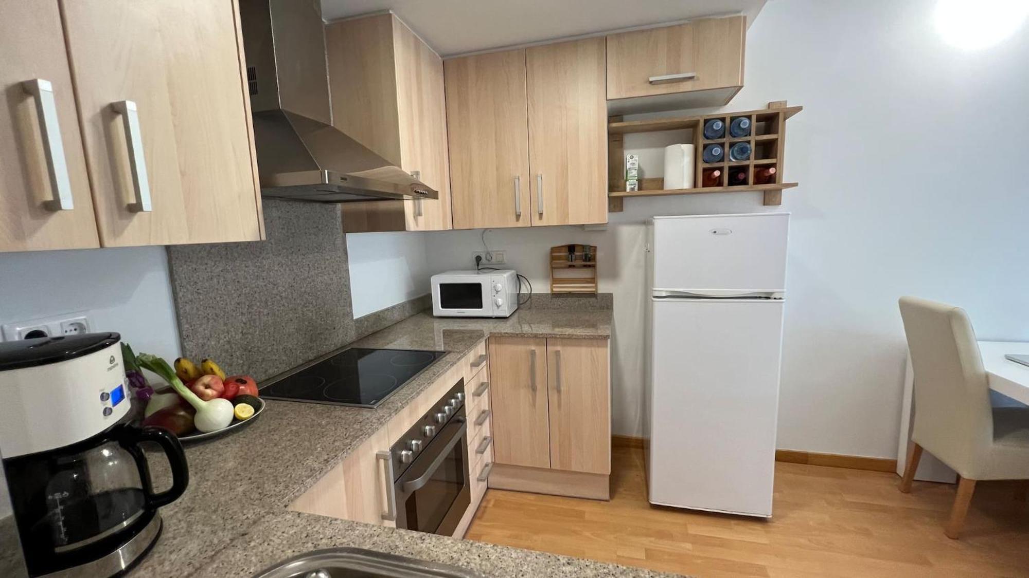 Bonito Apartamento Con Parking Y Piscina En Roses Av-53 Экстерьер фото