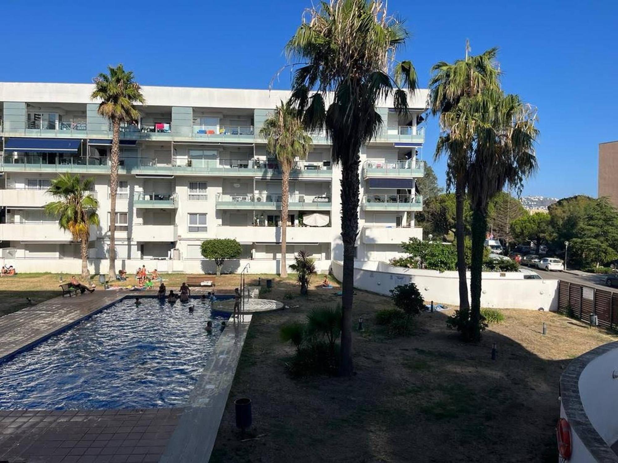 Bonito Apartamento Con Parking Y Piscina En Roses Av-53 Экстерьер фото